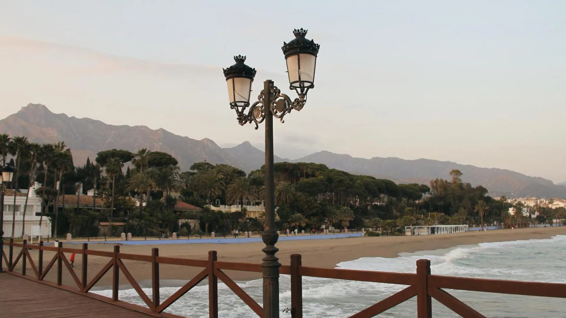 Vacation Marbella I Jardines De Ventura Del Mar, Walk To Puerto Banus Marina, A Minute From The Beach, Groundfloor, Family Friendly And Pool 0*,