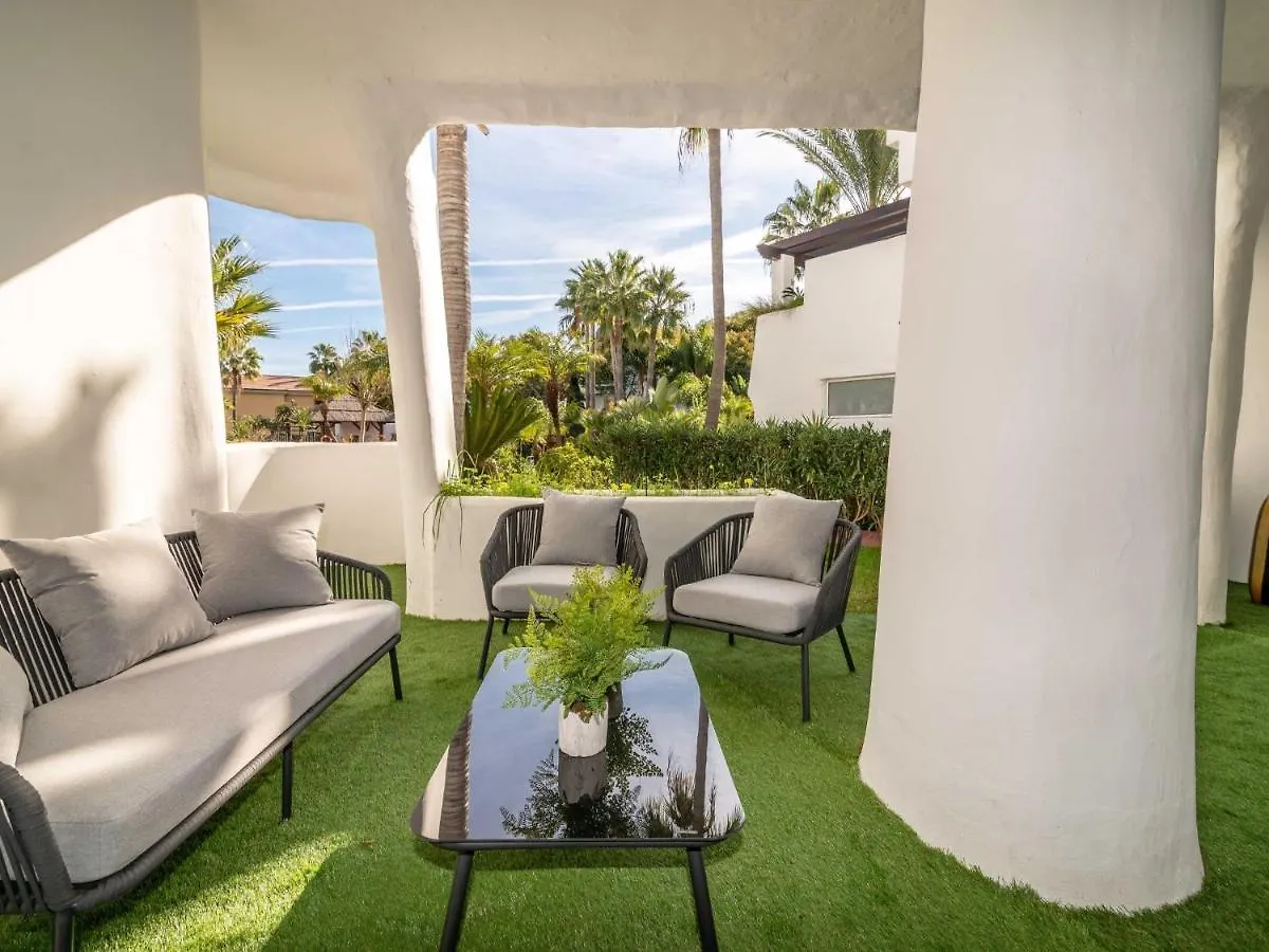 Apartment Vacation Marbella: Beachfront Retreat with Puerto Banus Access Spain